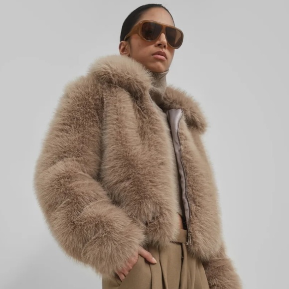 The Frankie Shop - Sabrina Faux Fur Jacket - Mocha - Picture 2 of 6
